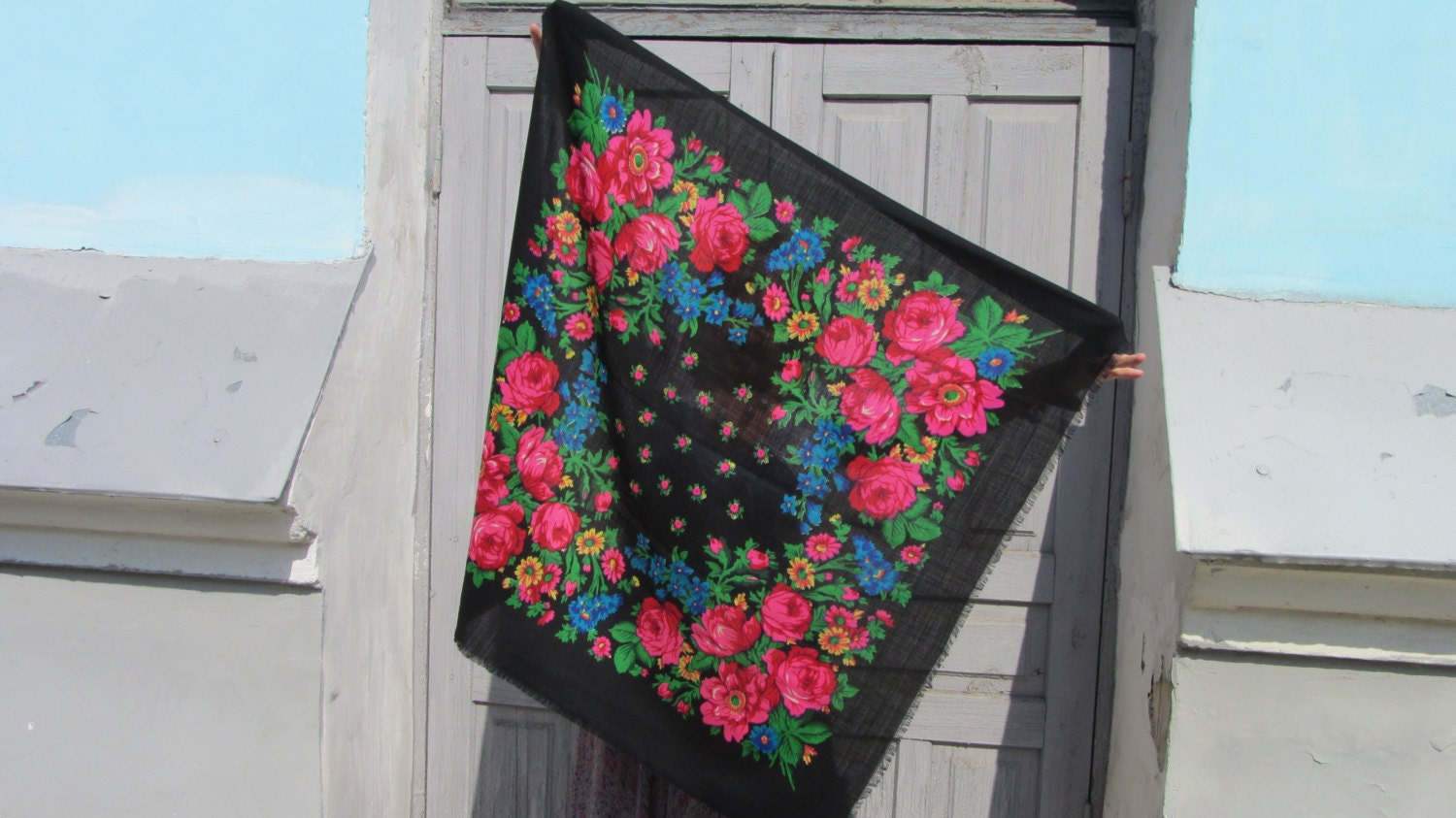 Floral Black Head Scarf, Vintage Black Wool Floral Lovely Scarf, Black Ukrainian