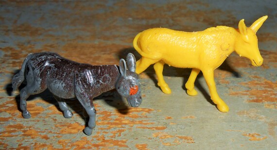 Vintage Toys Farm Animals Donkeys Plastic Barn Yard by TheBackShak