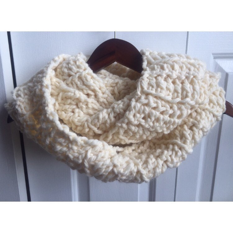 Chunky Cream Infinity Scarf By Spiderincreations On Etsy