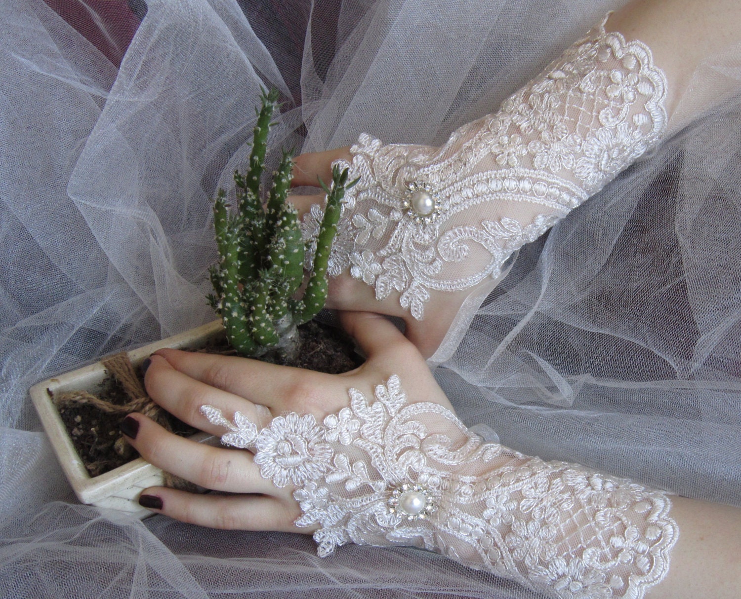 Ivory Lace Gloves Bridal Glovesfrench Lace By PRIVATEBRIDES