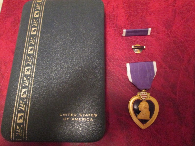 Vintage Vietnam War Era Purple Heart Medal With Case