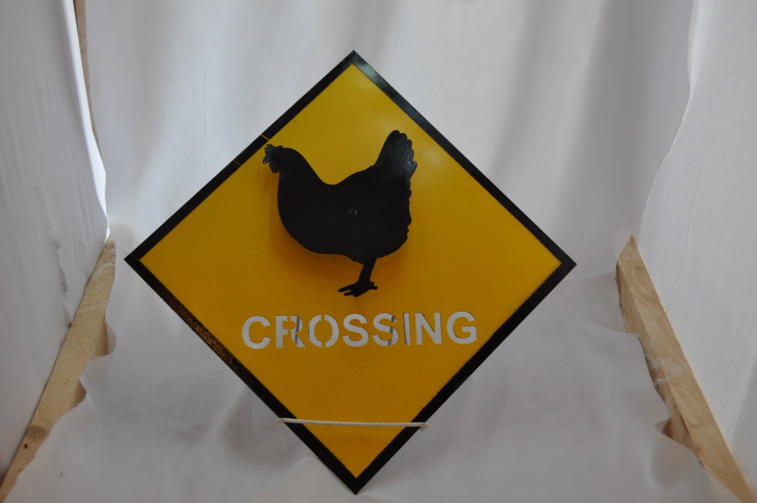 CH04 Chicken Crossing Metal Sign For Chicken Coop Signs