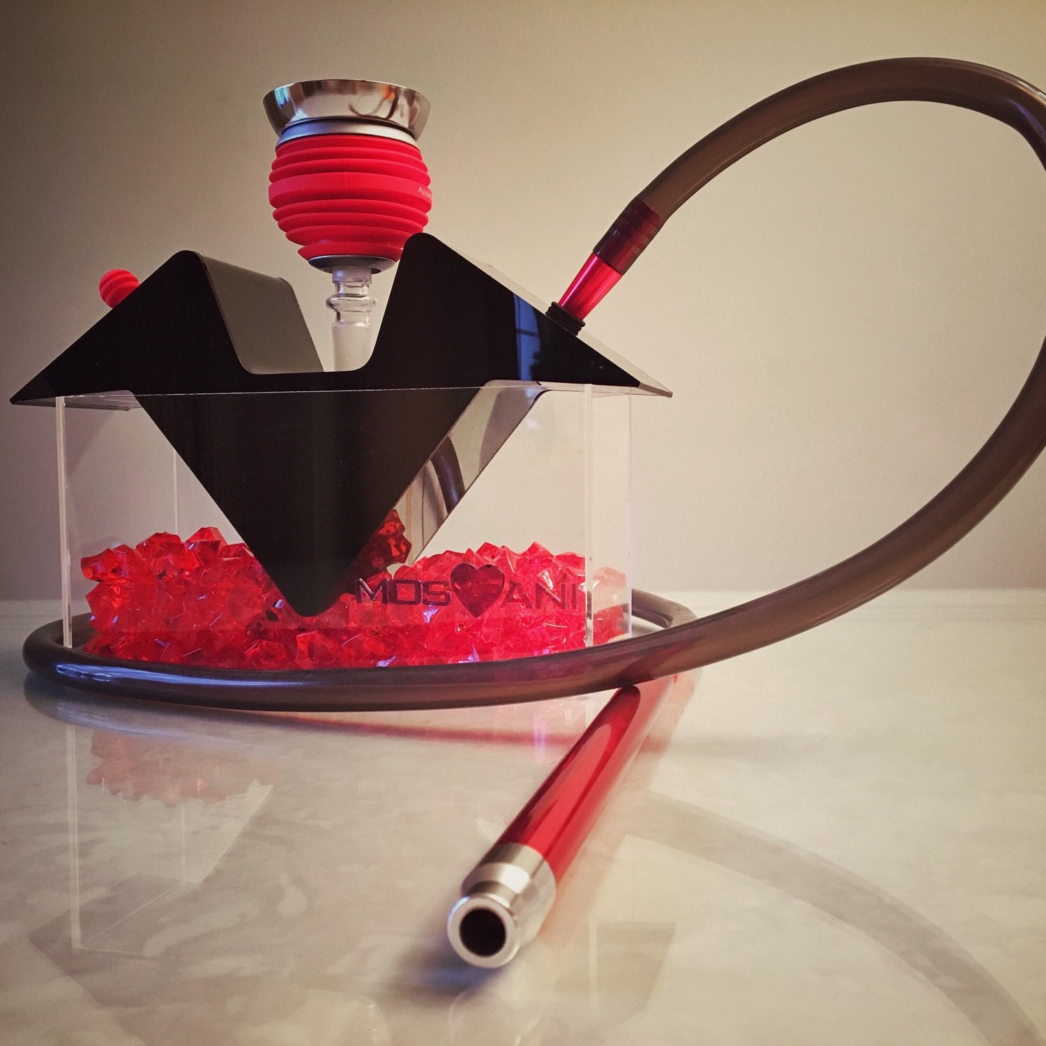 Дизайнерский кальян instacube hookah Дизайнерский кальян instacube hookah