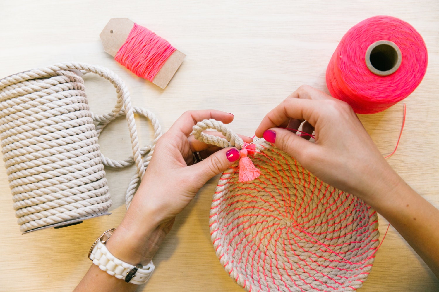 Coil Rope Bowl Tutorial And Materials Woven Rope Basket