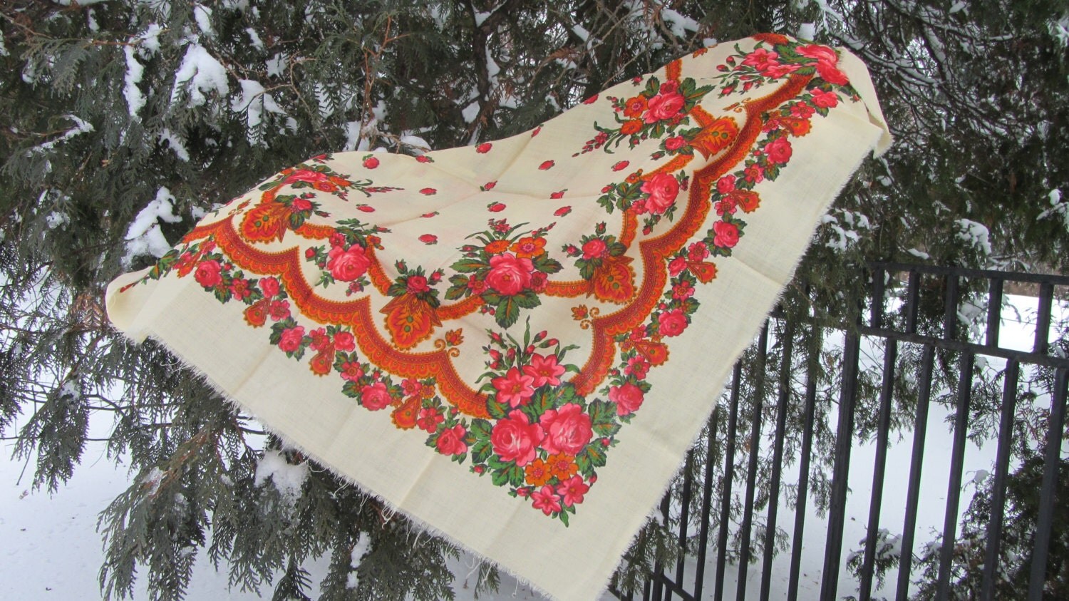 Pure Wool Floral Scarf Vintage White Ukrainian, Russian Floral Scarf, white shaw