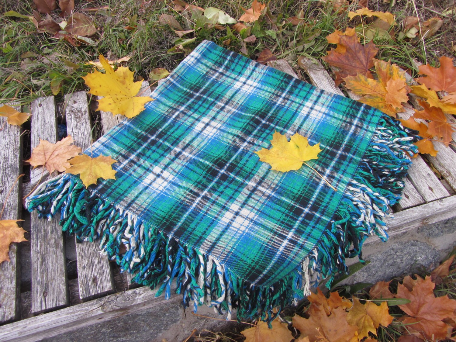Blue and Black checkered pattern wool scarf, USSR vintage wool scarf, Warm gift