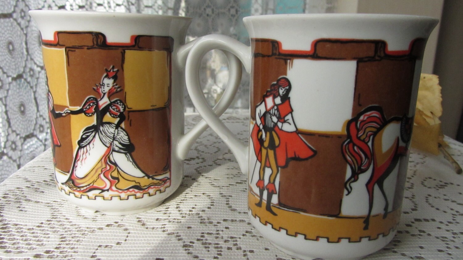 Ceramic mugs set, set of two vintage coffee cups, checkers design, checkers styl