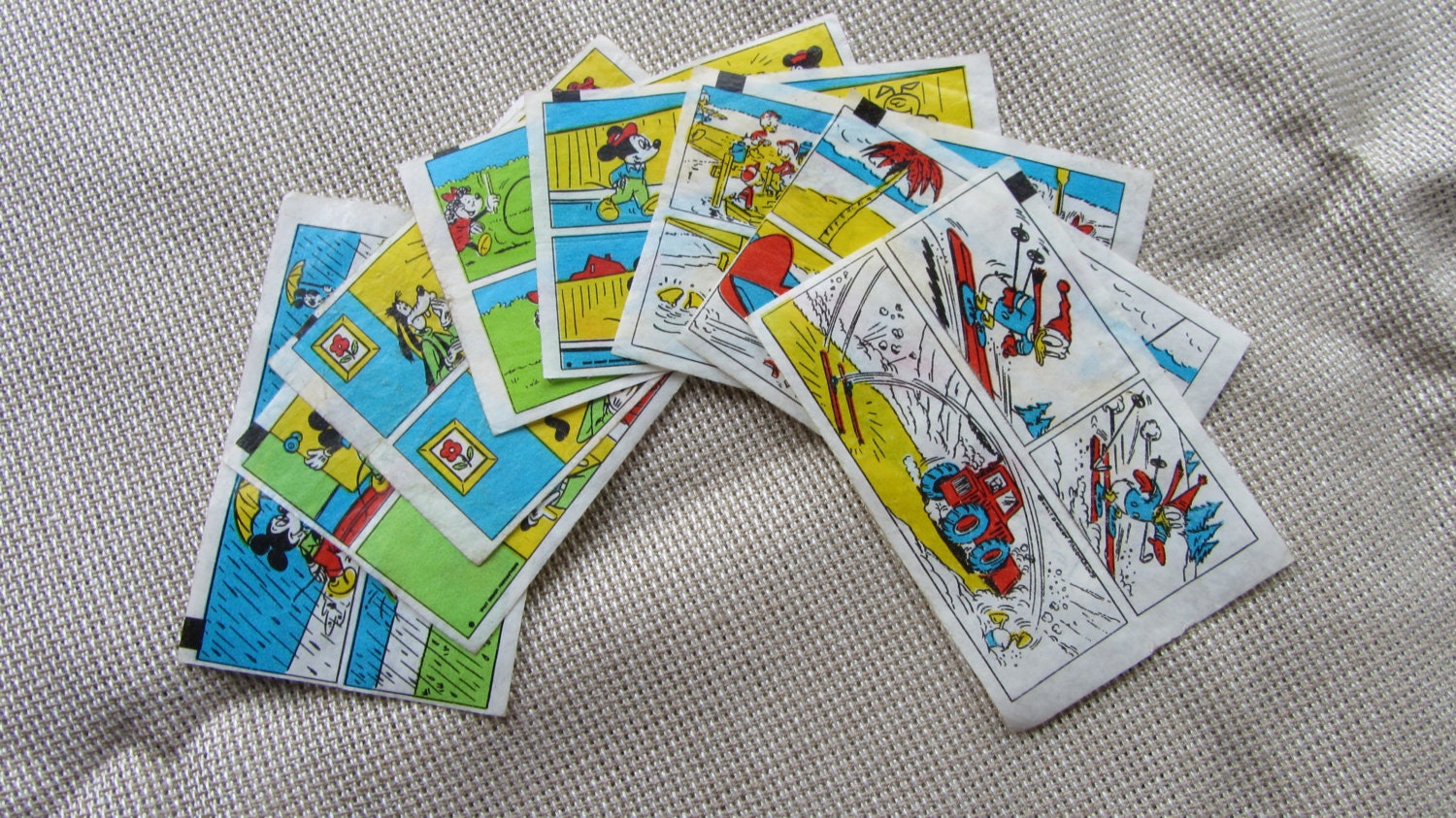 VIntage old Bublegum Wrappers Mickey Mouse, DIsney story gum wrappers, 8 vintage