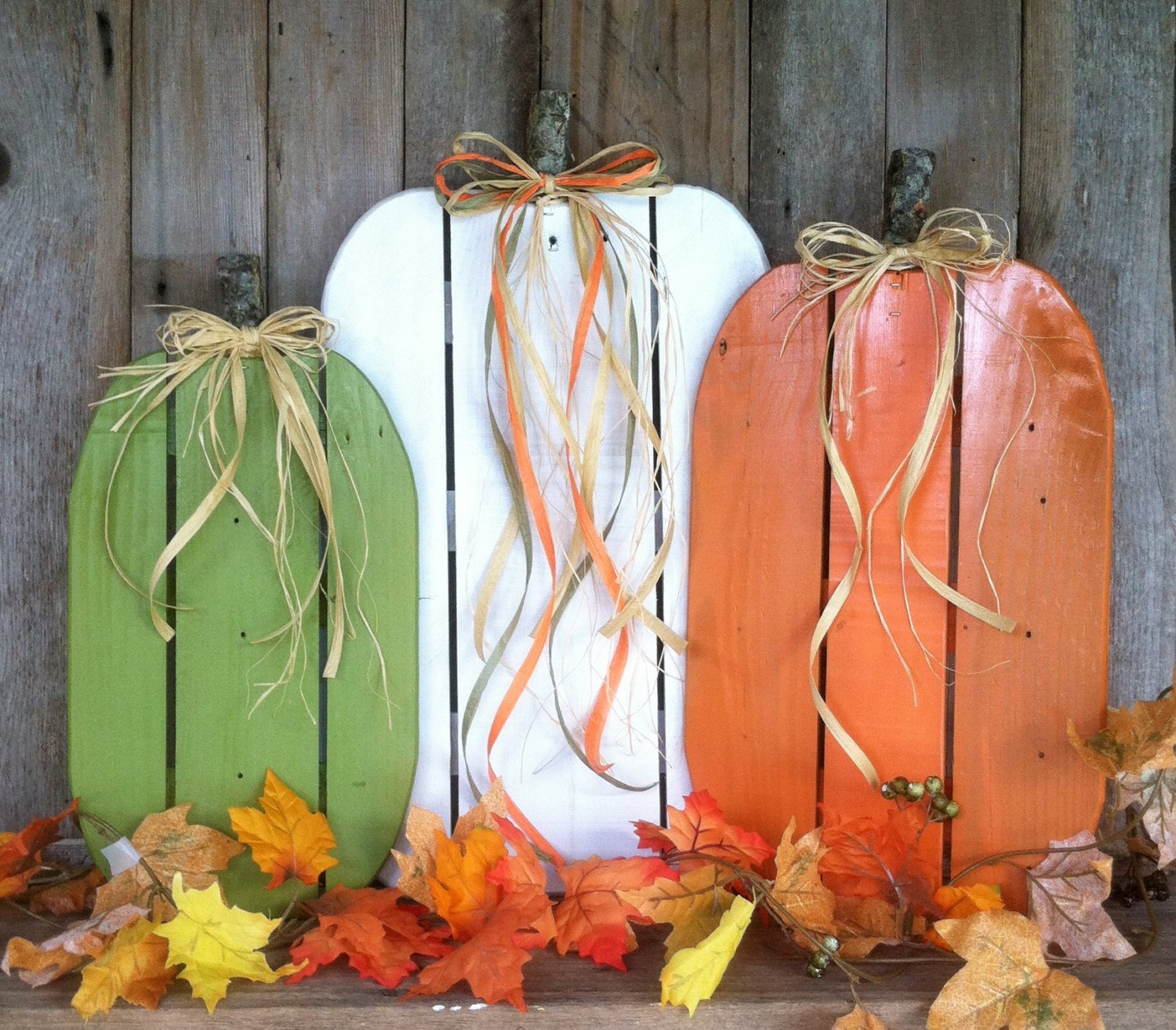 Awesome Fall Pumpkins Pallet Wood Pumpkins Rustic Fall Autumn