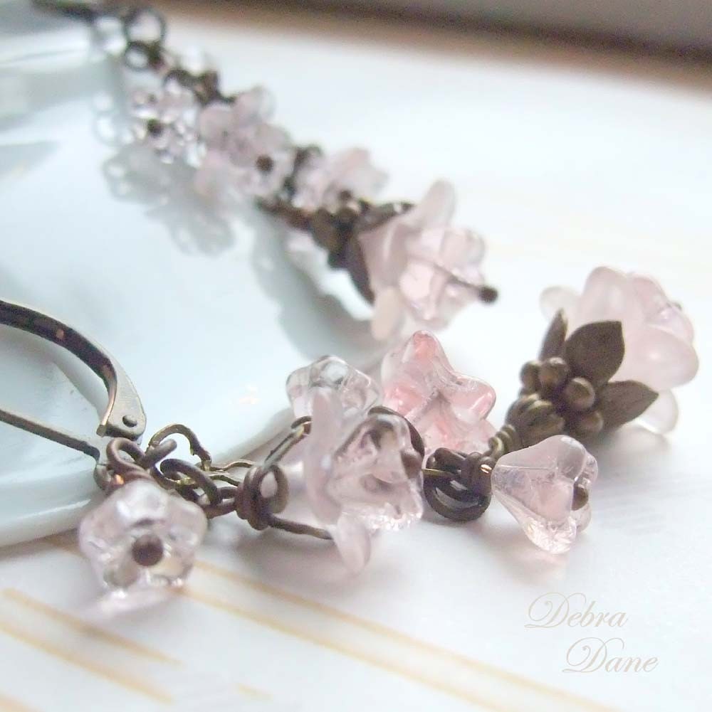Pink Flower Earrings Pale PInk Light Pink Soft Pink Vintage Style