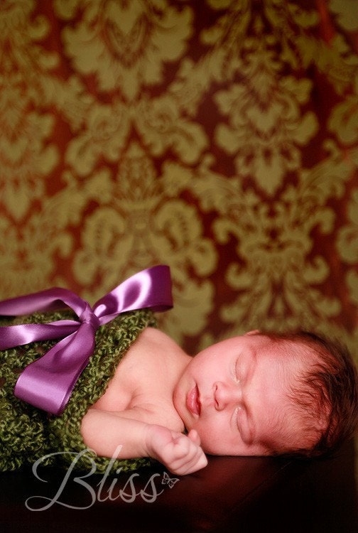Baby Pod or Cocoon- Newborn Babies