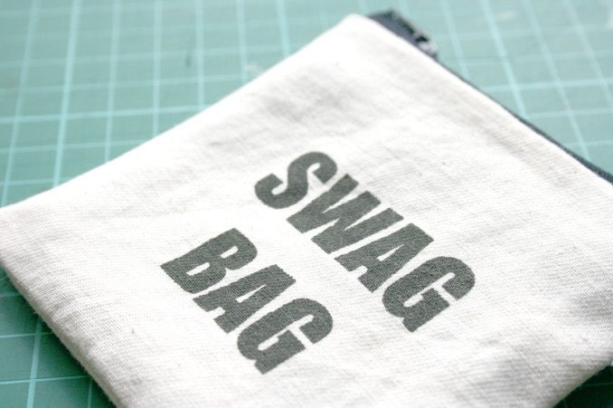 Swag bag zip case/coin purse - small