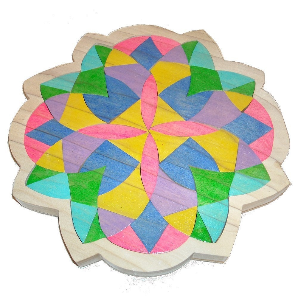 Mosaic Wooden Tray Puzzle - Kaleidoscope Mandala