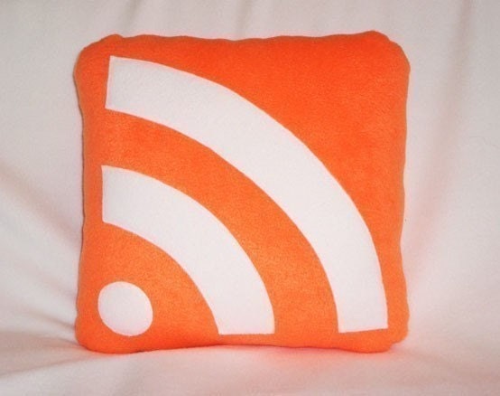 RSS Icon Pillow / orange