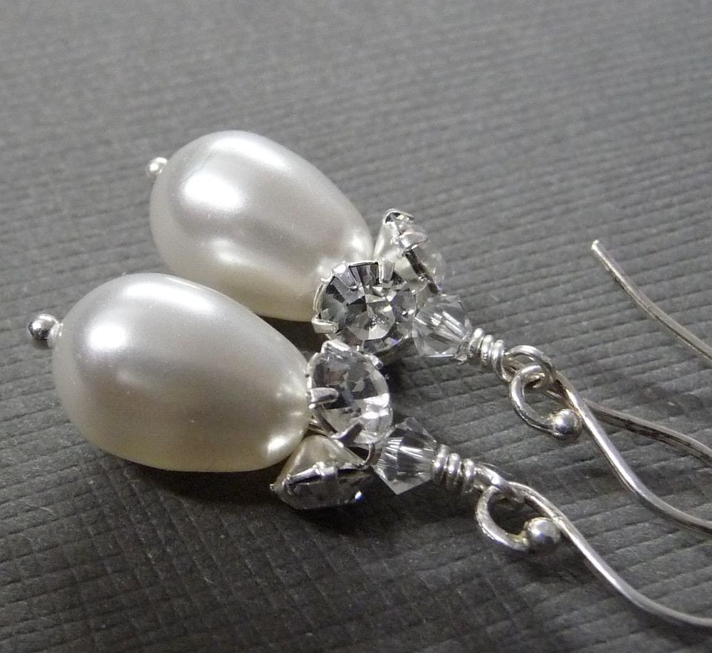 Drop Pearl Earrings Wedding jewelry, Bridesmaid jewelry, Bridal Earrings