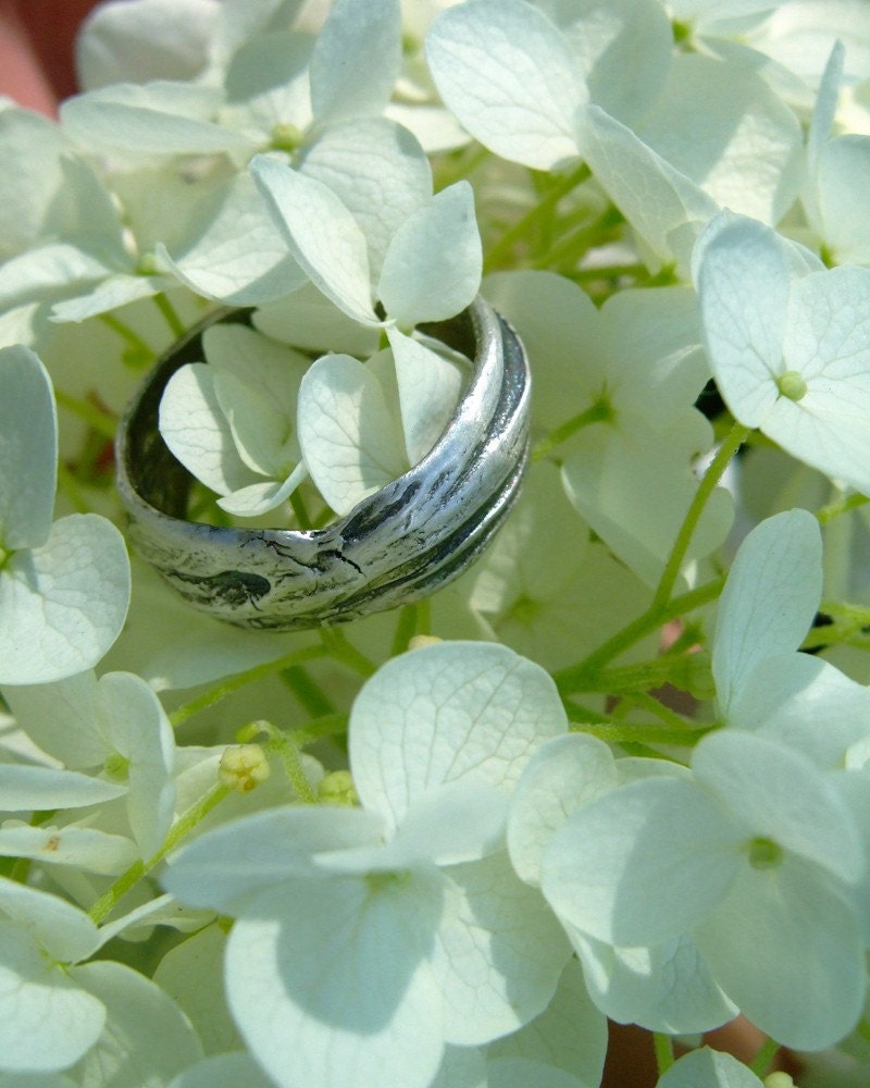 Womens bark textured silver wedding band: Inside Out