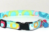 Cat Collar - Retro Dots on Aqua