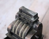Vintage Style Pencil Sharpener (Cash Register)