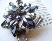 Vintage Crystal Flower Comb