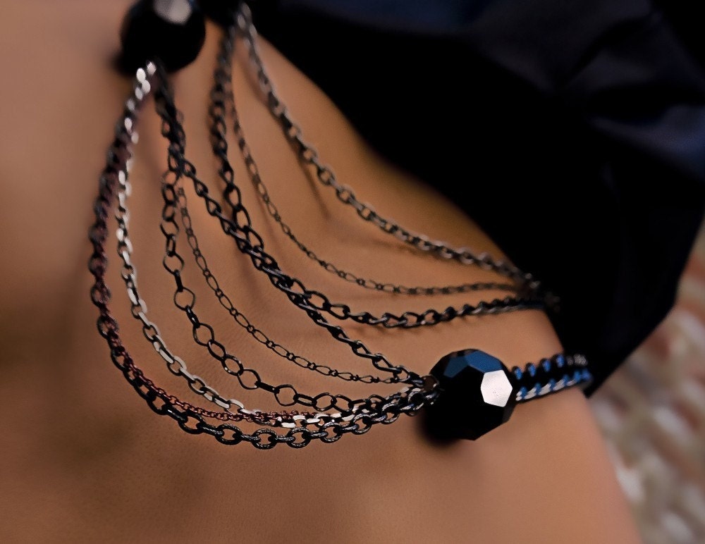 Bold Link Large Sequin Necklace