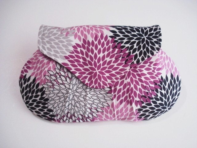 The Kamryn - Pleated Clutch - Petals in  Purple