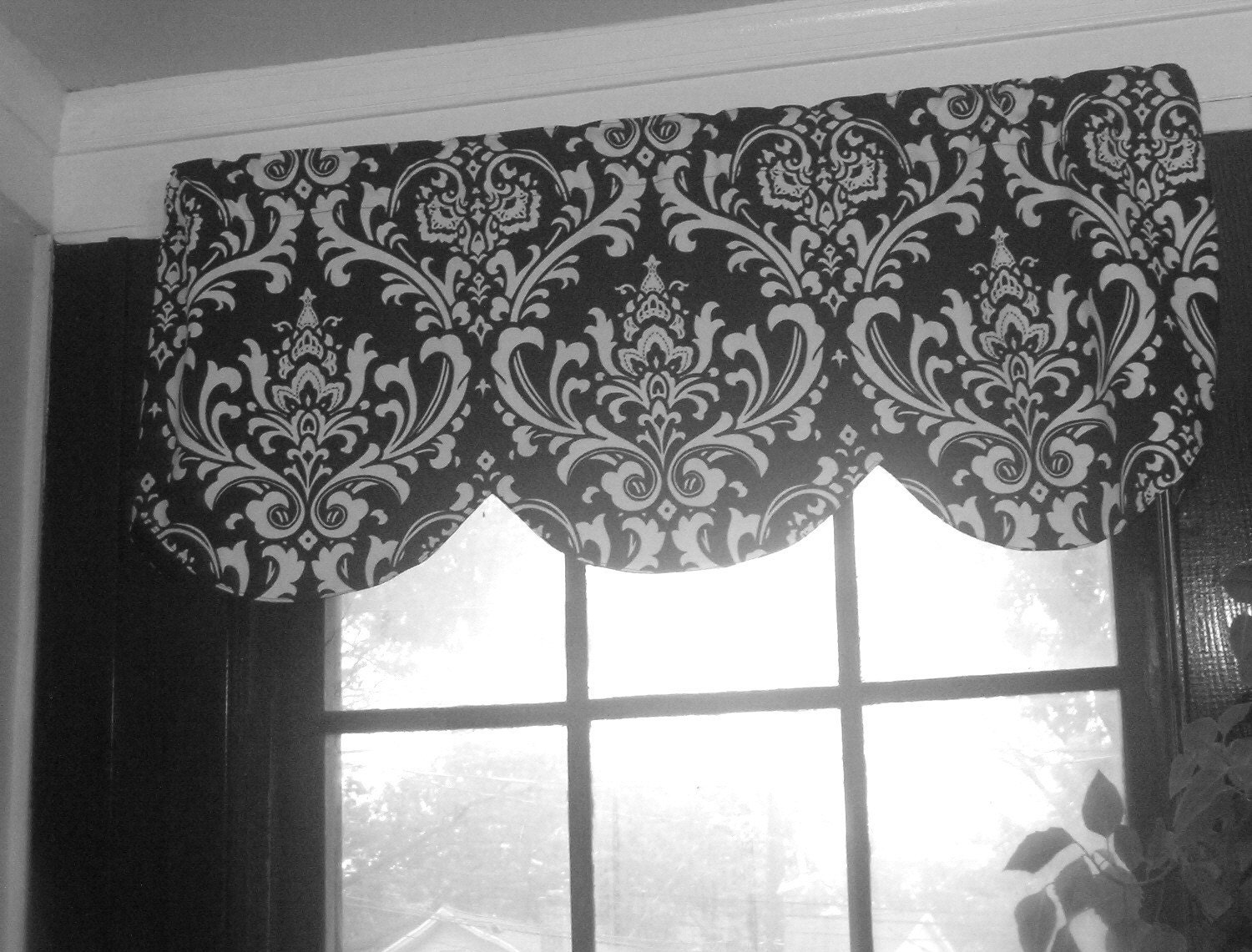 Window curtain valance black white damask scallop 42 x 16 inches