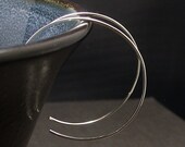 Medium Hammered Sterling Silver Hoop Earrings - Reversi