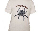 SPIDER HANGING BY THREAD - Organic Cotton Unisex Crew Tshirt