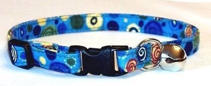 Cat Collar - Retro dots on Blue