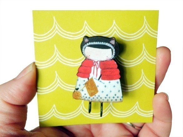 Miss Knit Wooden Brooch