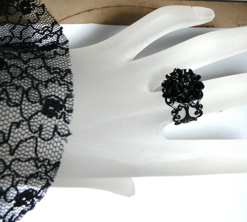 Kiss At Midnight Black Gothic Dahlia Filigree Ring