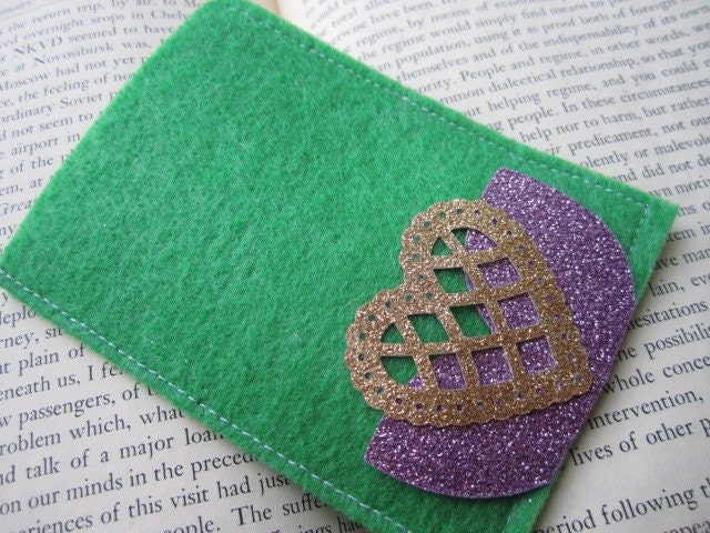 Unchained Heart, Pretty Birth Control Pill Case and Holder