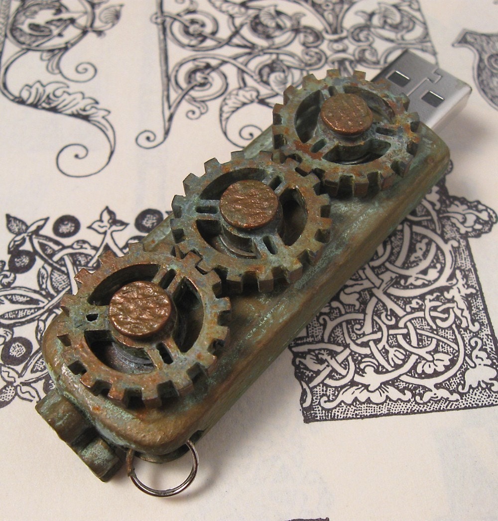 Steampunk USB Drive - Copper and Patina Finish- Three Gears that all move in Conjunction - 16 GB
