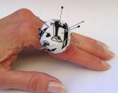 SALE  - Pincushion Ring - Classic Sewing Machine