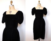 80s black dress / 1980s velvet dress / Peasant Sleeve Tulip Skirt