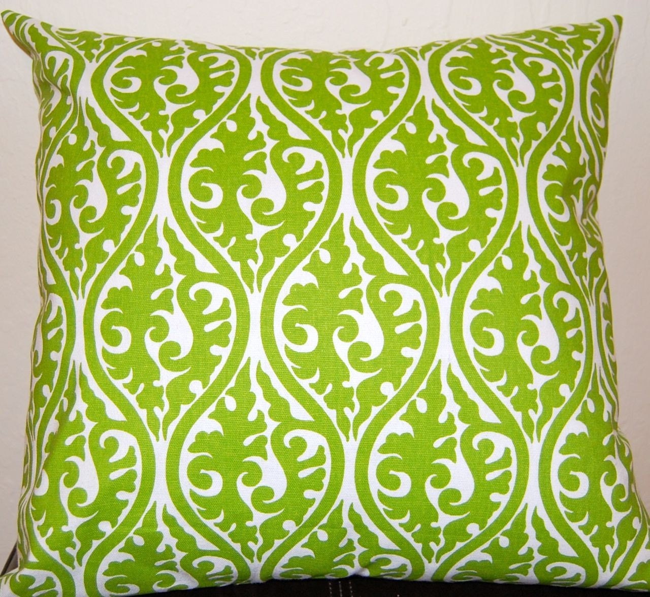 Decorative Pillows Kimoni Green Pillow Cushion Covers 20 x 20 Inches - Bright Green Kimoni