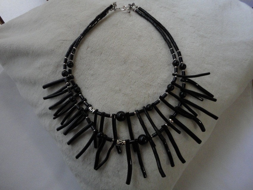 Coral & Onyx Choker