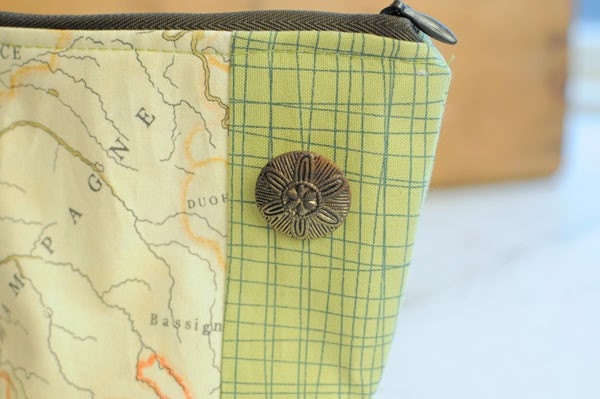 Stand-Up Pouch with Vintage Button