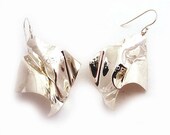 Earrings Origraphy