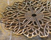 6 Antique Gold Round Filigree Jewelry Findings 449