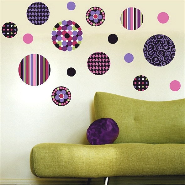 Delightful Dots Purple & Pink Wall Decals (Repositionable)