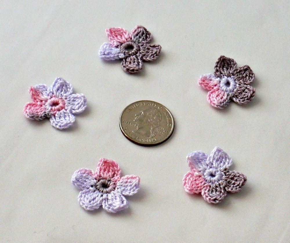 Crochet Applique Motif Mini Flower Pink Brown Wisteria