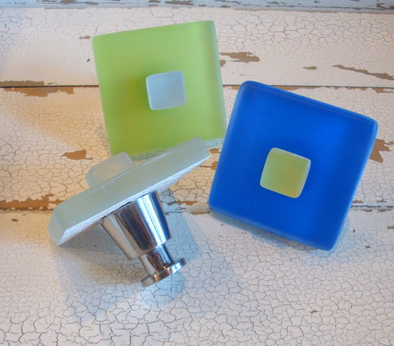 Going Coastal Glass Drawer Pull Cabinet Knob Sea