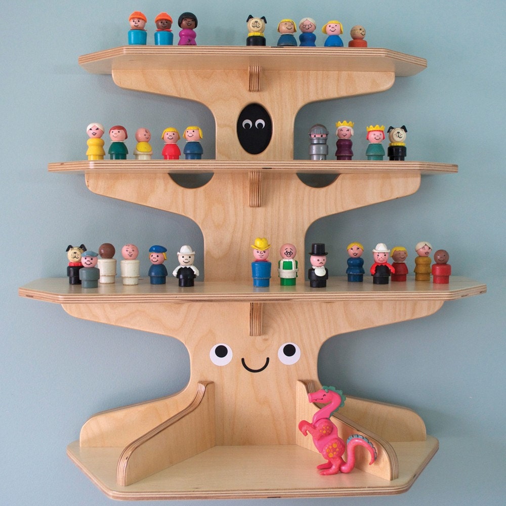 Woodland Happy Tree Display Shelf Baltic Birch Edition