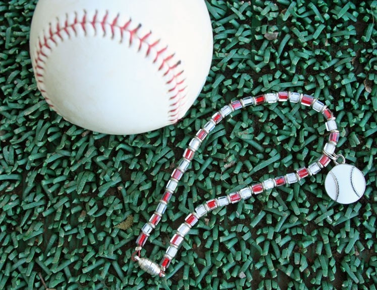 PHANATIC Beaded Cat Collar (Baseball)