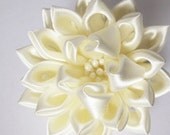 Ivory Satin Lotus Returns Tsumami Kanzashi Bridal