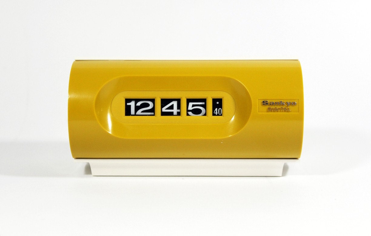 Vintage Sankyo Yellow Electric Clock: New in Original Box