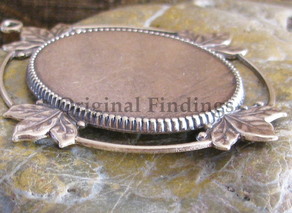 Oval Cameo Setting Antiqued Brass 40x30 for Flat back Cameo, Cabochons and Stones 304 - 1 Piece