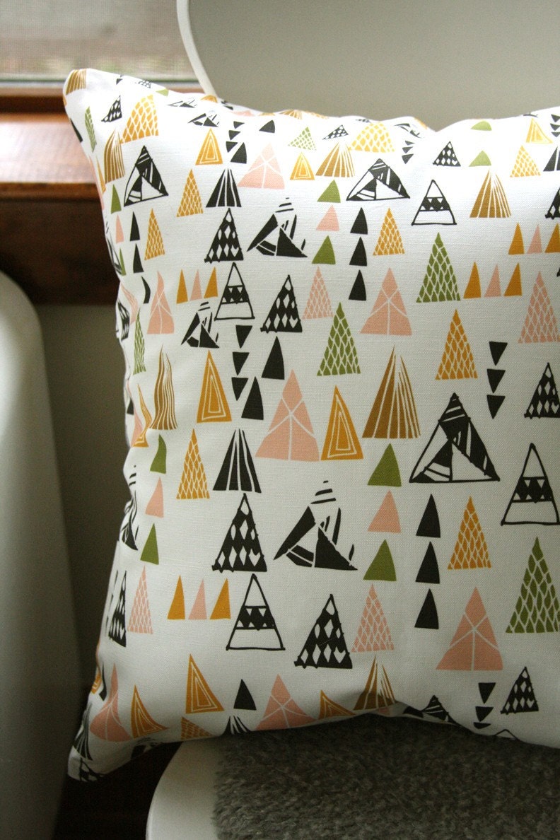 Triangles Removable Throw Pillow Cover