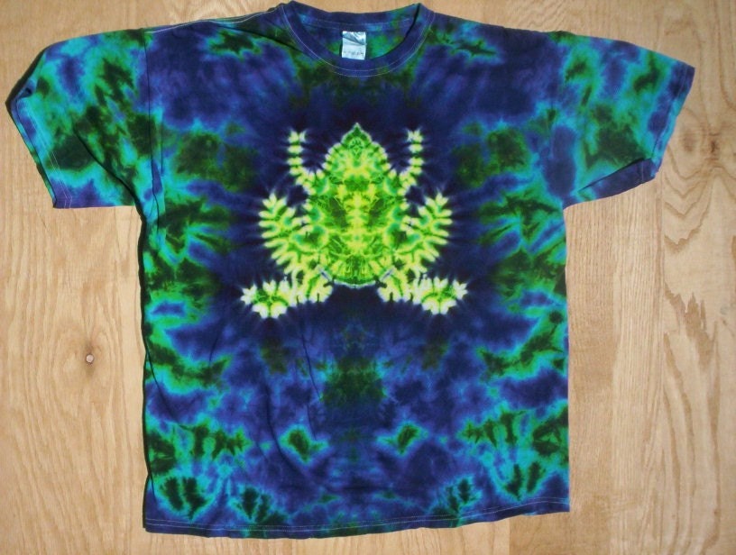 Frog Tie Dye Size 2XL
